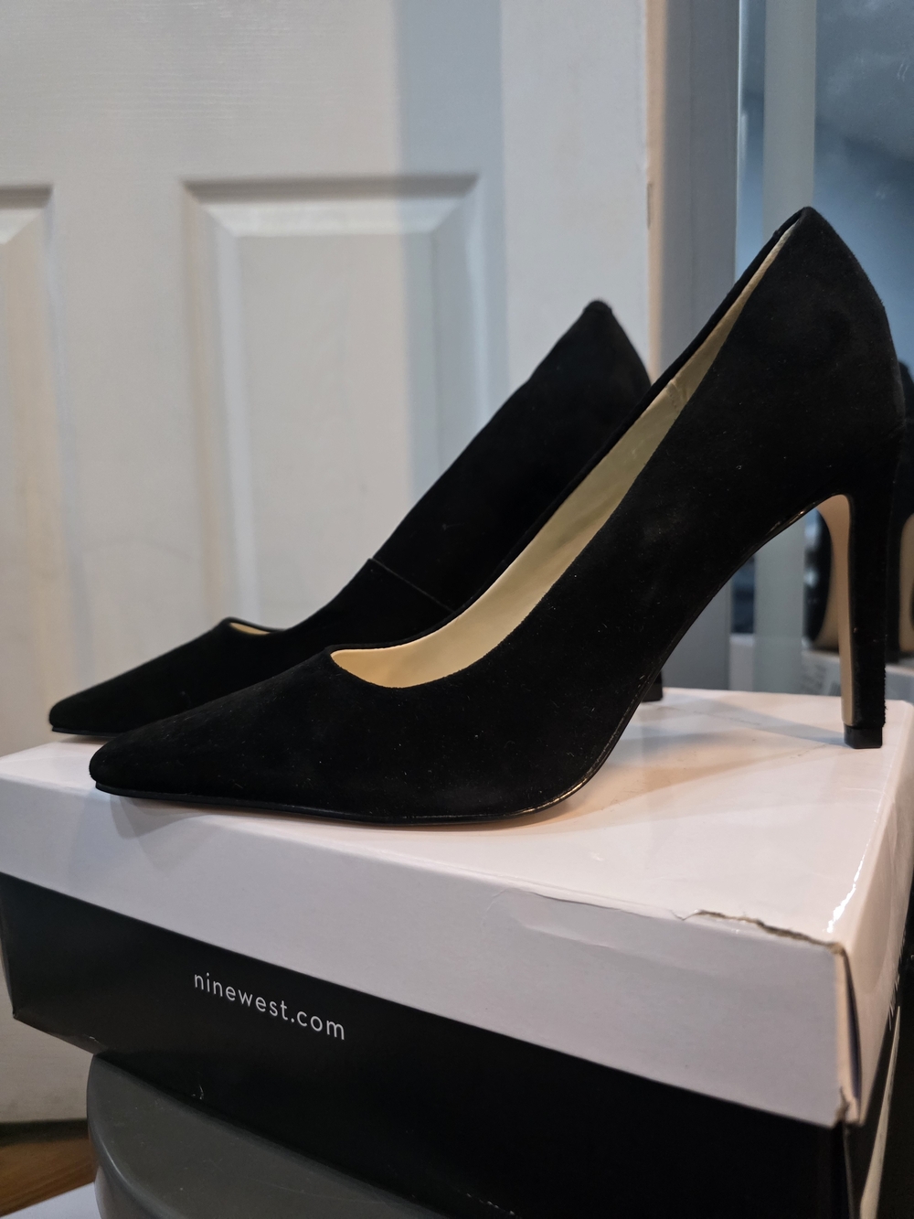 Nine West Black Suede Pointed Toe Stiletto Pumps